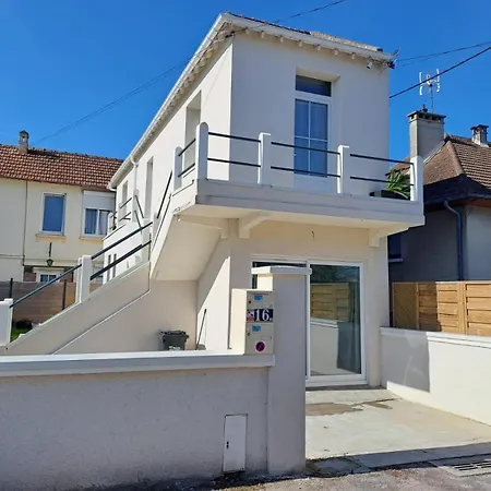 L'espadon Διαμέρισμα